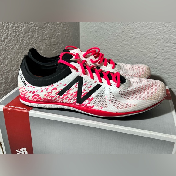 New Balance Shoes - New Balance‎ Women’s Track Shoes with spikes white and pink Size 9 LD5000